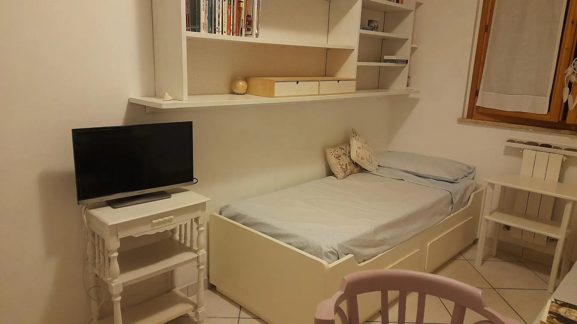 Via Buonarroti Bed & Breakfast Follonica Italy